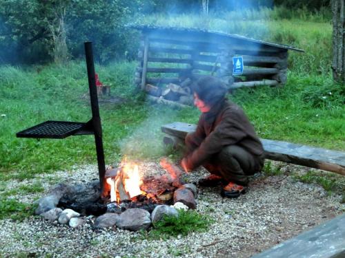 Repas au feu de bois