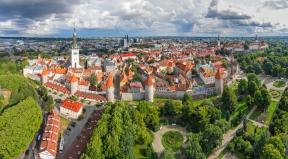 Tallinn medieval old town nature tour to estonian wilderness and wildlife break 1